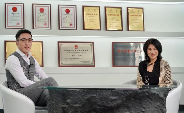 格力又要推新手机了，董明珠为何屡败屡战？这次能挑战小米吗？