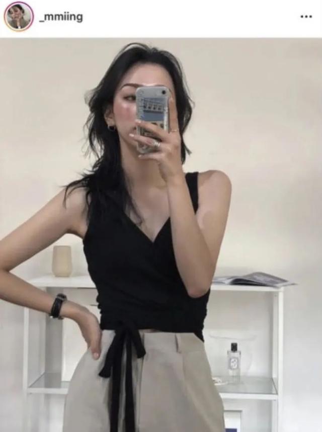 [哈士奇朋友圈虚拟定位]，微信朋友圈怎么开秒赞