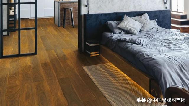 比实木地板更有脚感？2020十大软木地板品牌TOP排走榜
