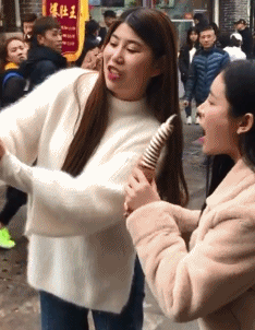 内涵的美女动态图GIF：这尺度可以的！