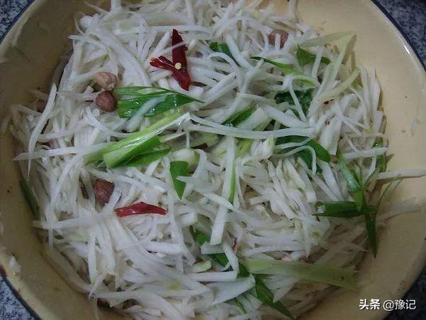 芥菜是什么 芥菜是什么（芥兰是芥菜吗） 生活