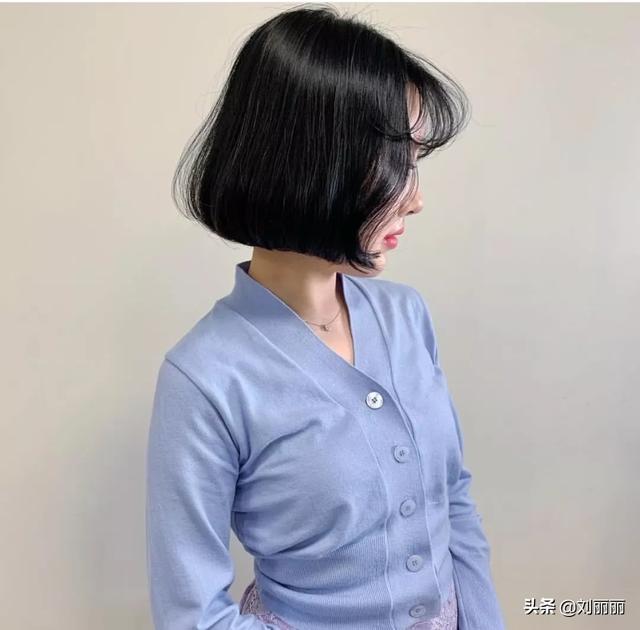 四边齐短发图片(四边齐短发怎么扎)-天晟网