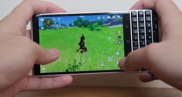 全键盘手机的落日余晖：黑莓Key2上手评测