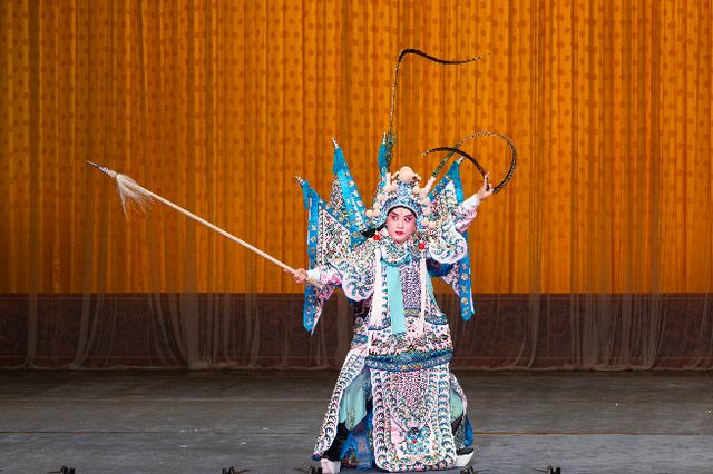 鲁肃闯帐剧情(鲁肃闯帐相声全集)