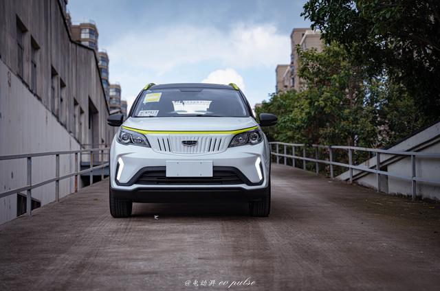 预售价不到6万元，纯电续航322km，几何EX3 功夫牛值得买吗？