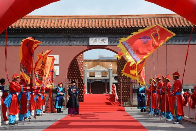 十二年寒窗只为今朝一鸣 有分数的高考永远少不了 状元 的江湖 今日热点