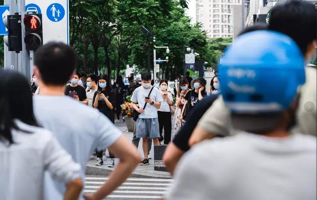 南山科技园里，当一个程序员决定不再996式奋斗