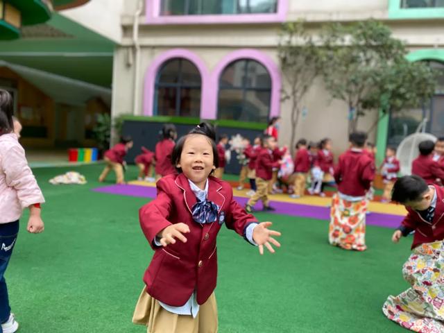 金水一幼中、大班开学第一天掠影