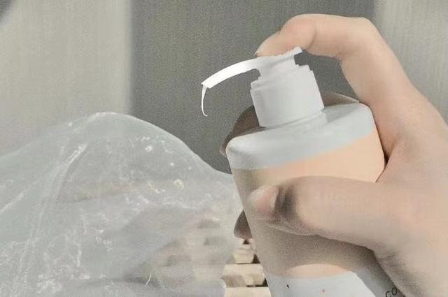 适合老人家涂的身体乳