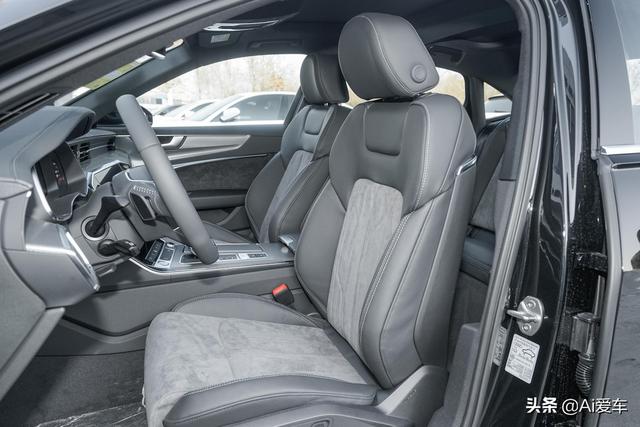 2.1L油耗带四驱，豪华热销行政大轿车，车价不错，奥迪A6L新能源