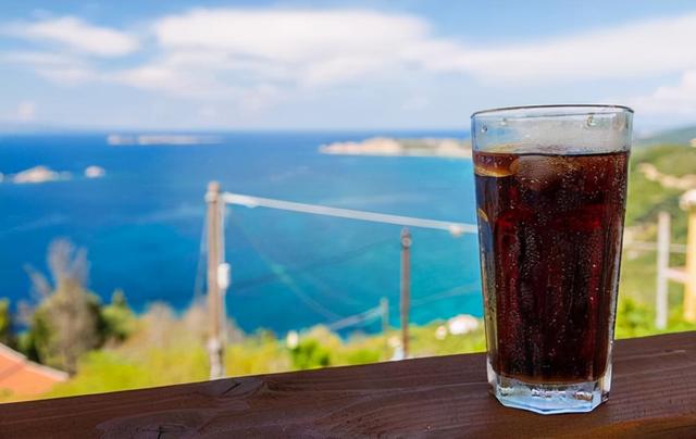 正在偷走你“寿命”的5种坏习惯，抽烟喝酒上榜，建议尽早改正