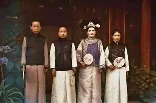 穿中国服装的清末洋人 全网搜