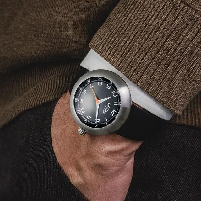 表界怪咖，連 Apple Watch 都要叫它一聲“前輩”