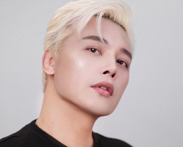 ��ȥ���� ������˭(ת���ˣ�񼾸ͯһ�ķ�������ͷ������������ԪѫTony������ͷ��С)