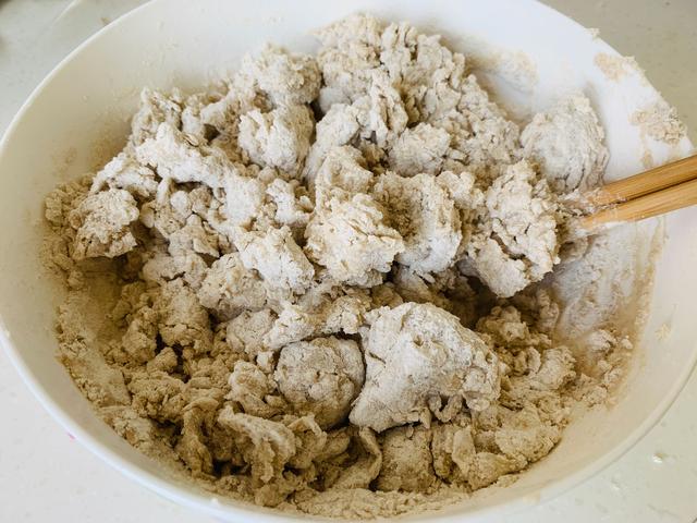 夫妻为远离肥胖、超重，主食这样吃，自律就是对自己的健康负责