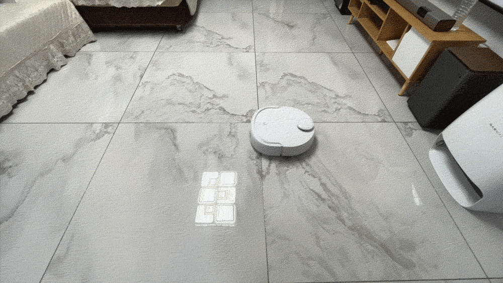 扫地机器人迎来技术革新？支持全自动上下水清洗拖布，网友：好用