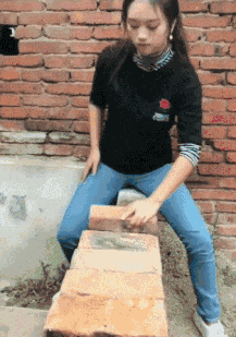 你懂的美女动态图GIF：有种你保持这个姿势别动！