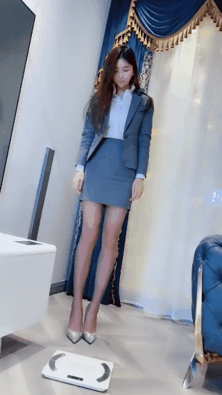 邪恶的美女GIF图片，你懂的！