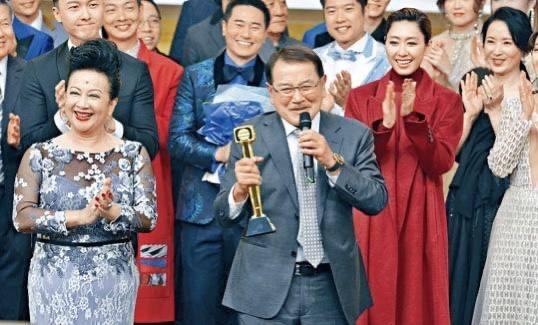 TVB颁奖典礼提名名单揭晓，视帝竞争激烈，钟嘉欣有望首度封后