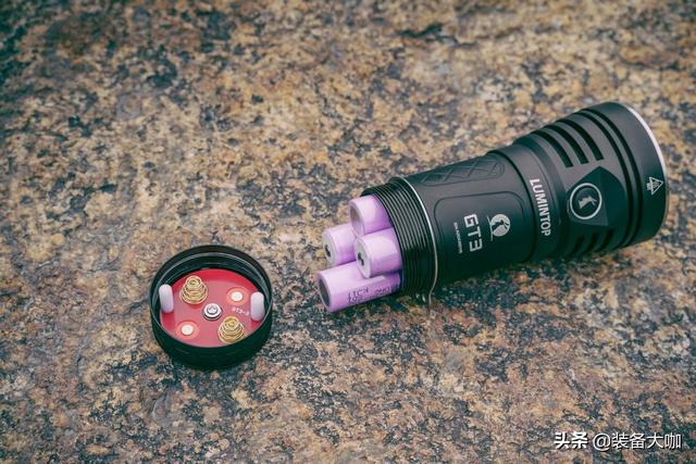 这款三眼小钢炮竟有18000流明——Lumintop雷明兔GT3手电