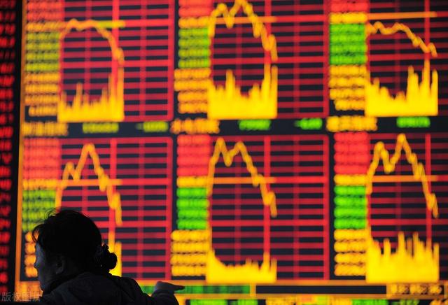 房产税如果真来了，炒房的收益下滑后，你会进入股市吗？