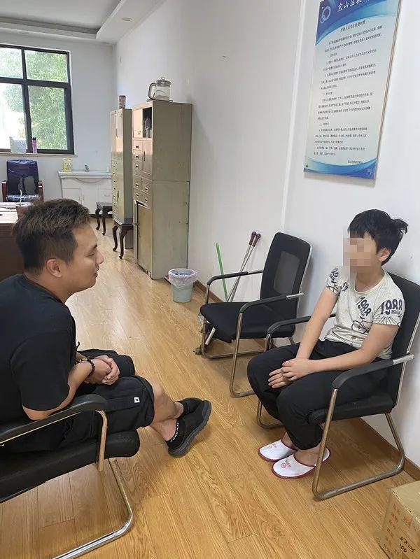 劝离家出走的小孩子(小孩子总喜欢离家出走)