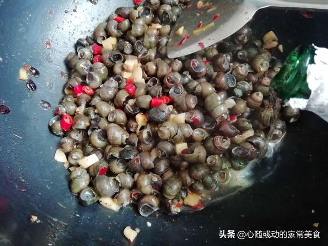 炒田螺的做法