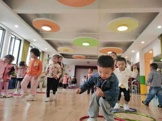 幼儿成长 教师先行 | 诺亚舟中大星耀幼儿园主题教研活动