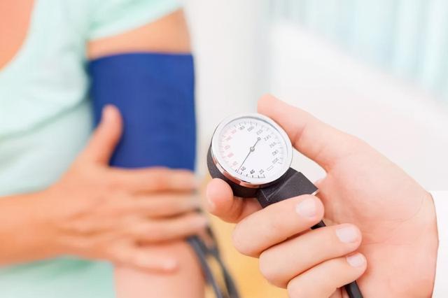 医生坦言：很多病其实并不算病，只是人老了而已，无需过度治疗