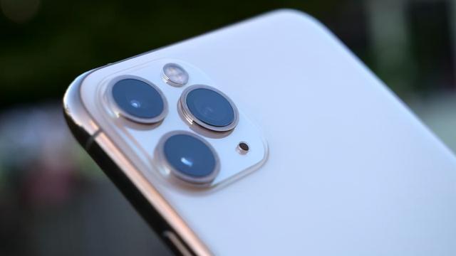 发布至今下跌3100元，苹果新机发布在即，旧款顶级iPhone濒临下架