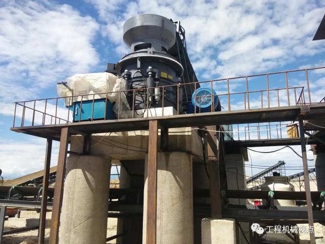 圆锥破碎机液压问题