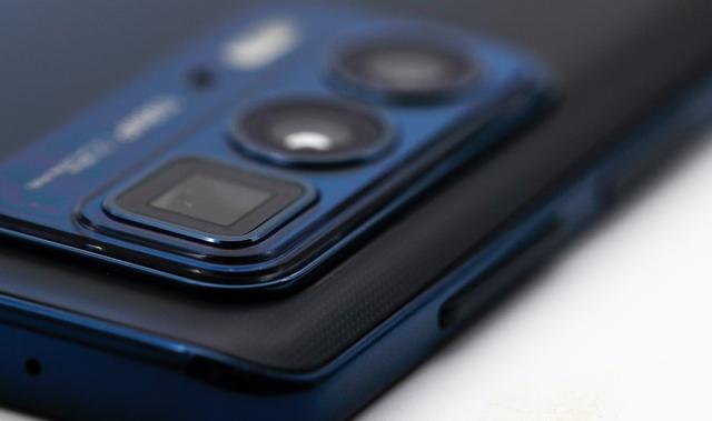 高通骁龙870+一亿像素，竟然仅售千元，摩托 edge s Pro太香了