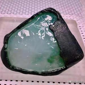 赌石鱼鳞窗