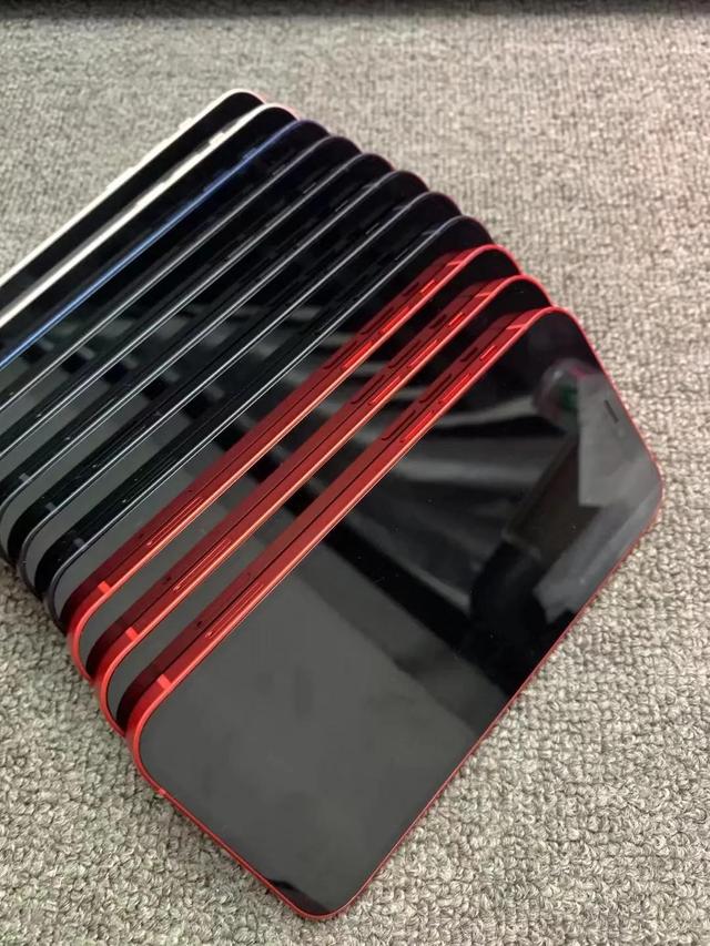 苹果充新机和靓机谁好（靓机和充新机有什么区别）