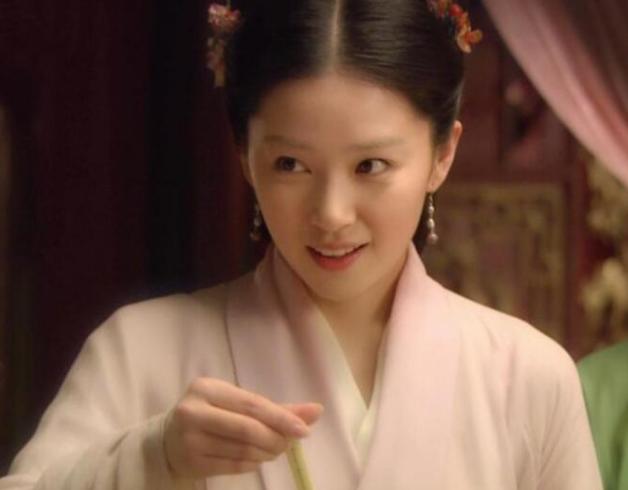 新版红楼梦徐璐在里扮演谁(徐璐在红楼梦中演什么)-星座梦城