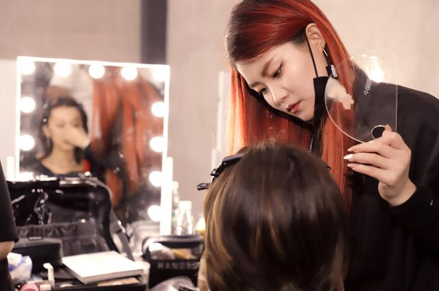 直播化妆需要的工具