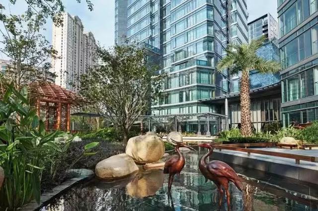 郑爽彻底凉了 卖掉4套豪宅也赔不起罚款 流量明星好时代结束了 太阳信息网