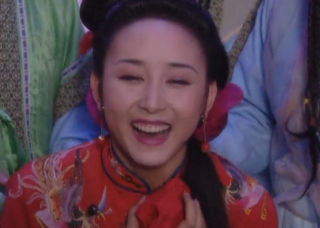 聊斋志异婴宁:“憨女”婴宁：《聊斋》中最爱笑的女妖，言语率真让男友脸红