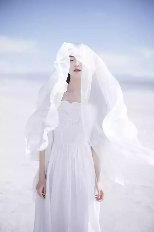 晚安语句190119：一生太短，只想被哄着过完