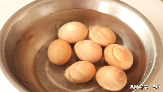蒜泥鸡蛋的做法，蒜泥鸡蛋最好吃的做法窍门？