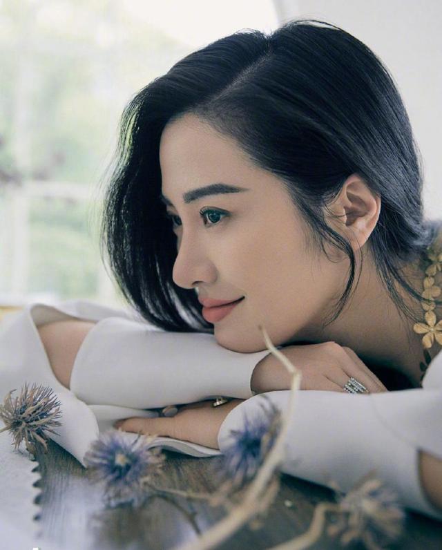 叶璇也发文表示当一个女人只能用生育能力来标榜自己,其实是因为这个