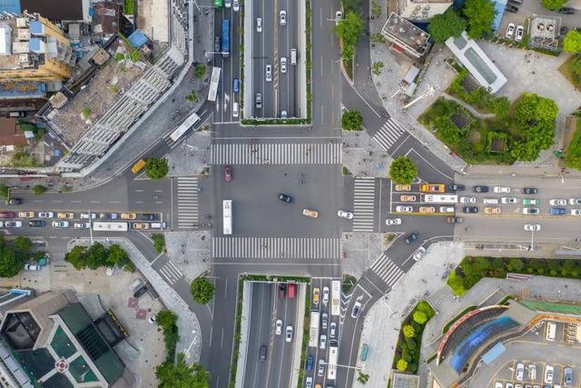 二环路主路(全线,长安街及延长线新兴桥(不含)至国贸桥(不含)之间