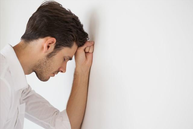 为什么很多人年纪轻轻，总想睡觉，没有力气？医生：这因素是关键