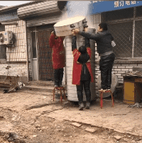 搞笑的动态GIF图片：娶个二货媳妇以后，天天是动作片