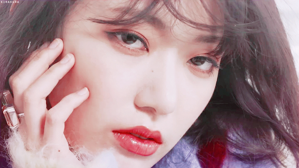 高清美女GIF大图：好美的sakura