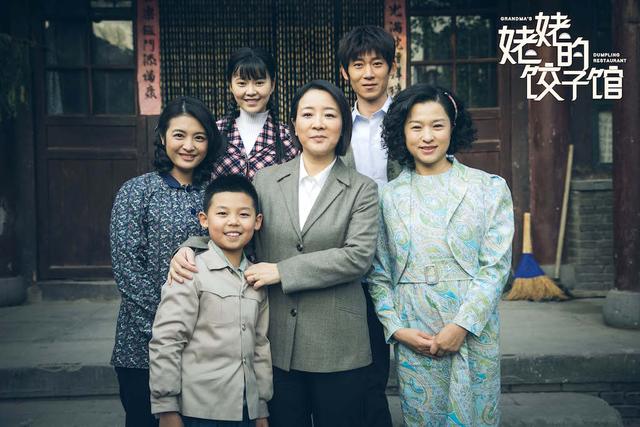 陈小艺母亲:陈小艺：拍《外来妹》，片酬两百元一集