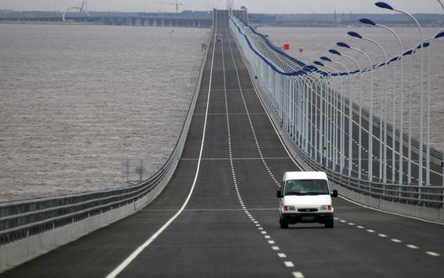 舟山人"贪心",想着规划长度约130公里的沪舟甬大通道.