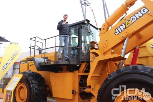 潍柴工程宝马展