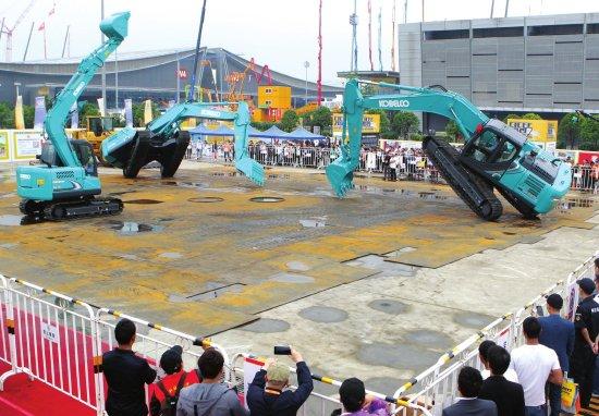 长沙国际工程机械展约翰迪尔