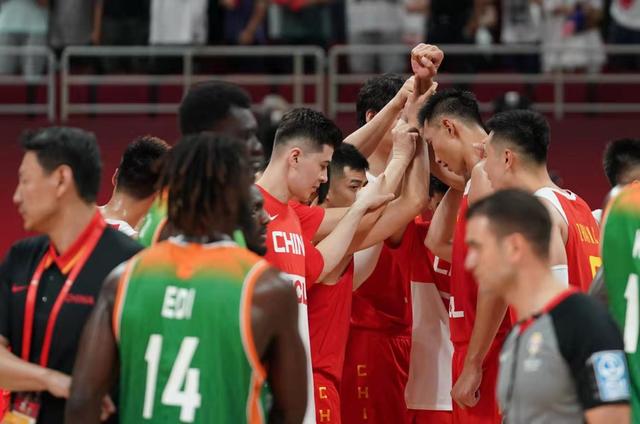 中国男篮世界杯迎开门红 15分大胜科特迪瓦